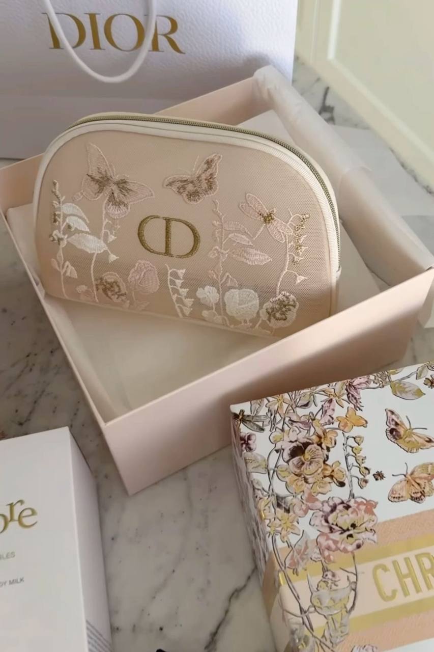 Косметичка от бренда DIOR (LUXE)