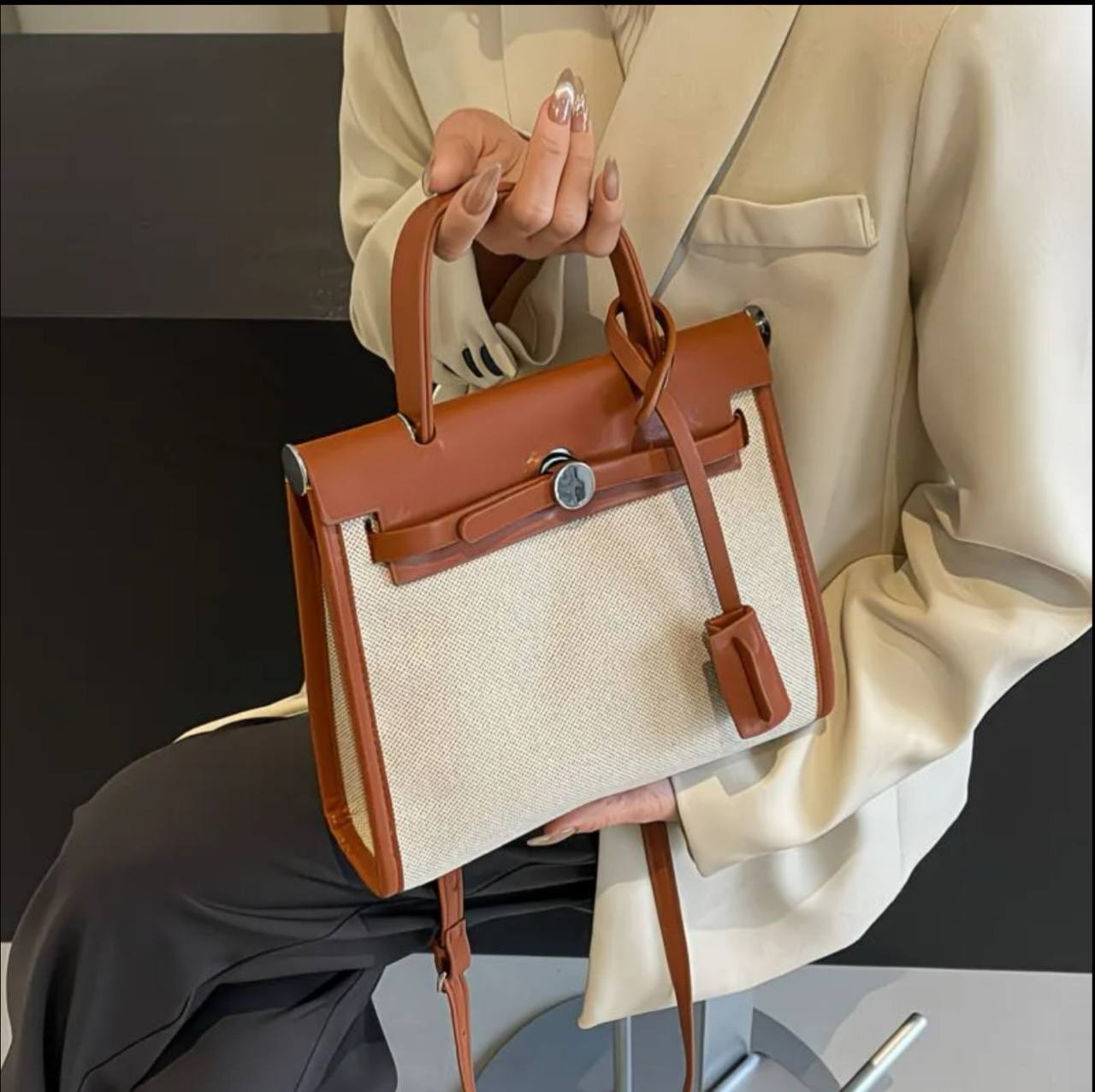 Вместительная сумка